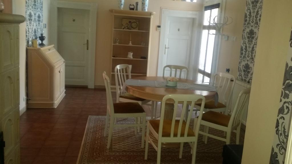 Horvath Apartmanhaz 캐스포바 외부 사진